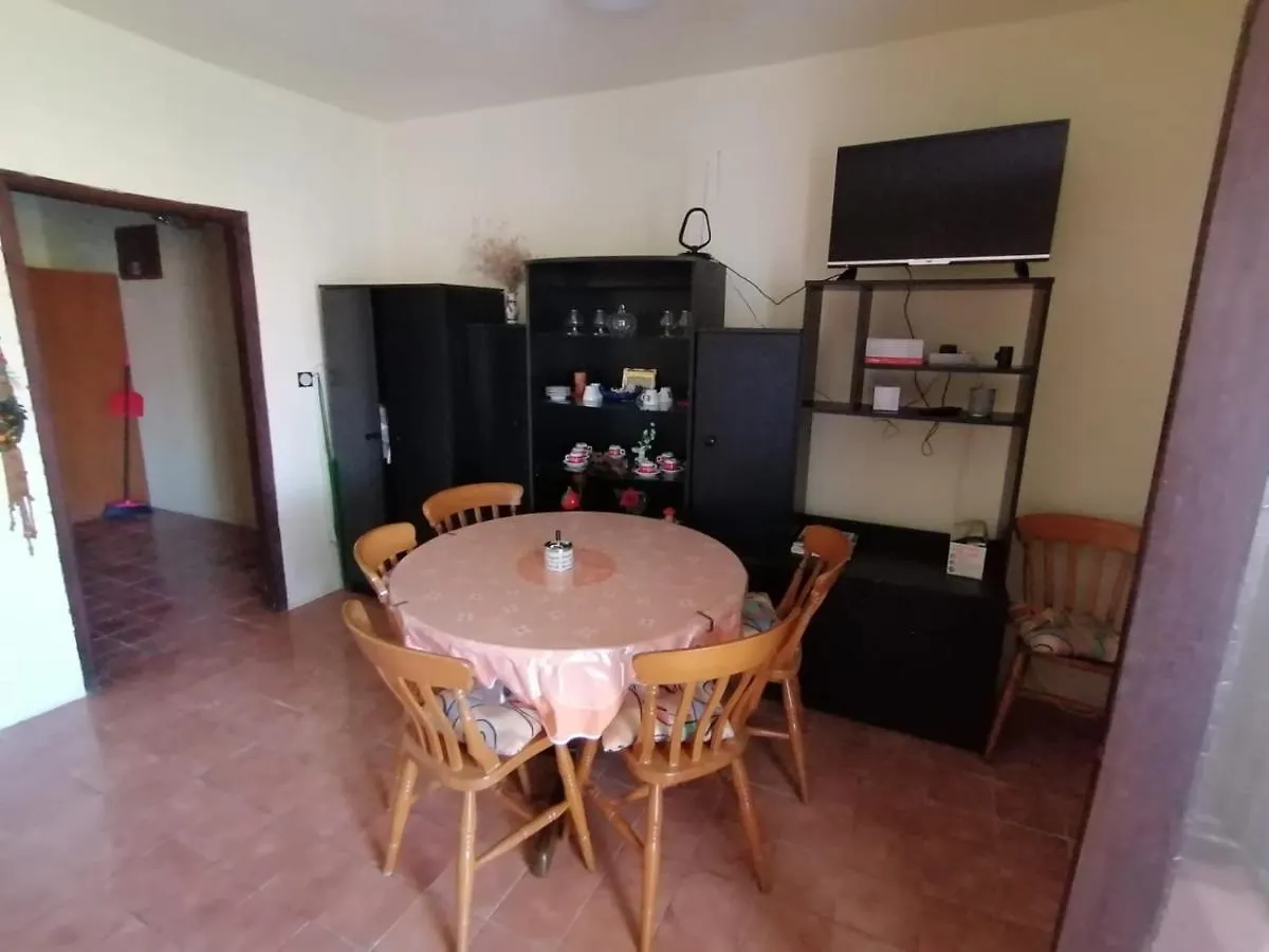Apartment Apartmani Volaric Pag Pag Town Croatia