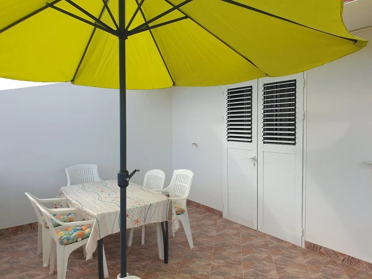 Apartmani Volaric Pag Pag Town 0*,
