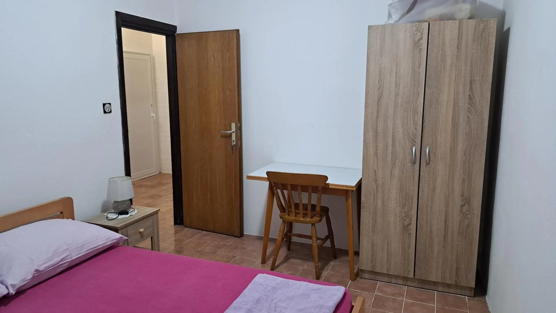 Apartmani Volaric Pag Pag Town